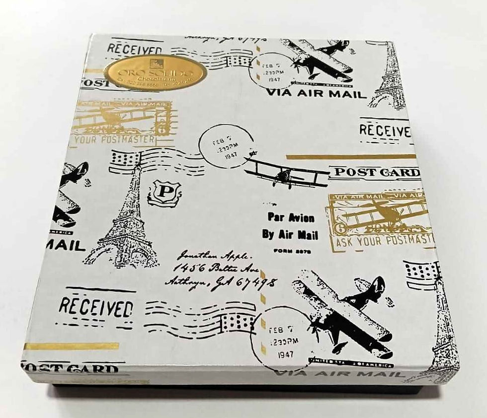 Miniatura: Caja personalizada por 15 exquisitas trufas de chocolate con relleno de ganache al 58% de cacao y en sabores surtidos. Incluye tarjeta con mensaje personalizado.