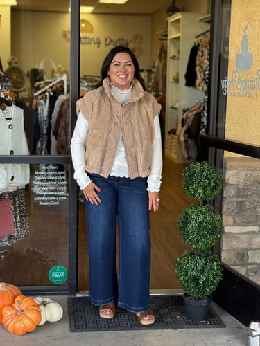Aspen Faux Fur Vest 768 | Sitting Pretty Main