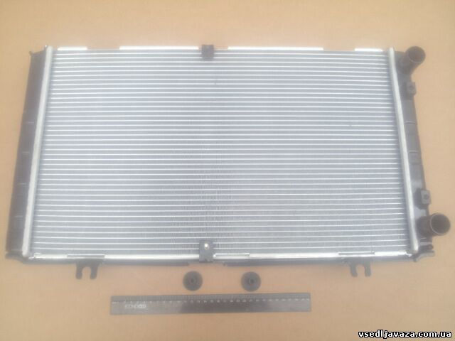 Радиатор охлаждения ВАЗ 2170 алюм. с кондиц. Panasonic, "Дорожная карта"