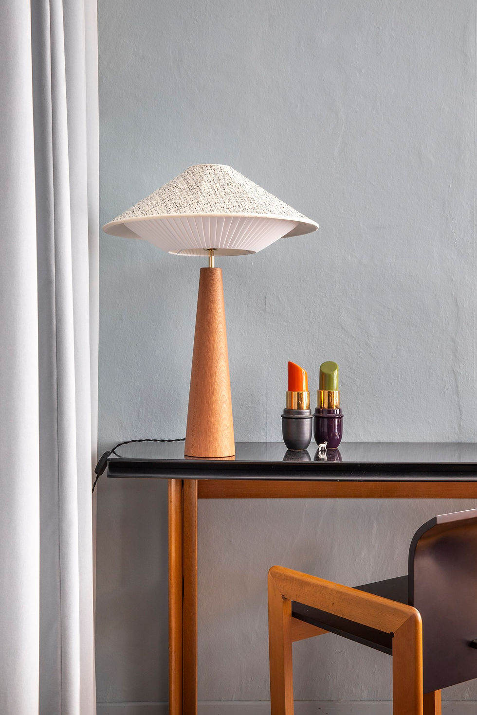 Thumbnail: Otto Table Lamp