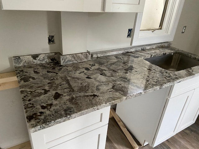Granite - Alpine White