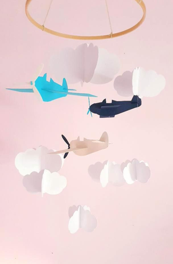 Miniature : Mobile pour bébé Avions et nuages bleu 25x55cm