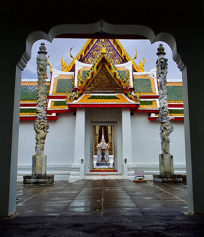 WAT ARUN THE TEMPLE OF DAWN