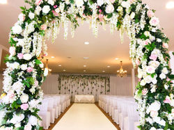 Boreham House Aisle Carpet and Floral Ar