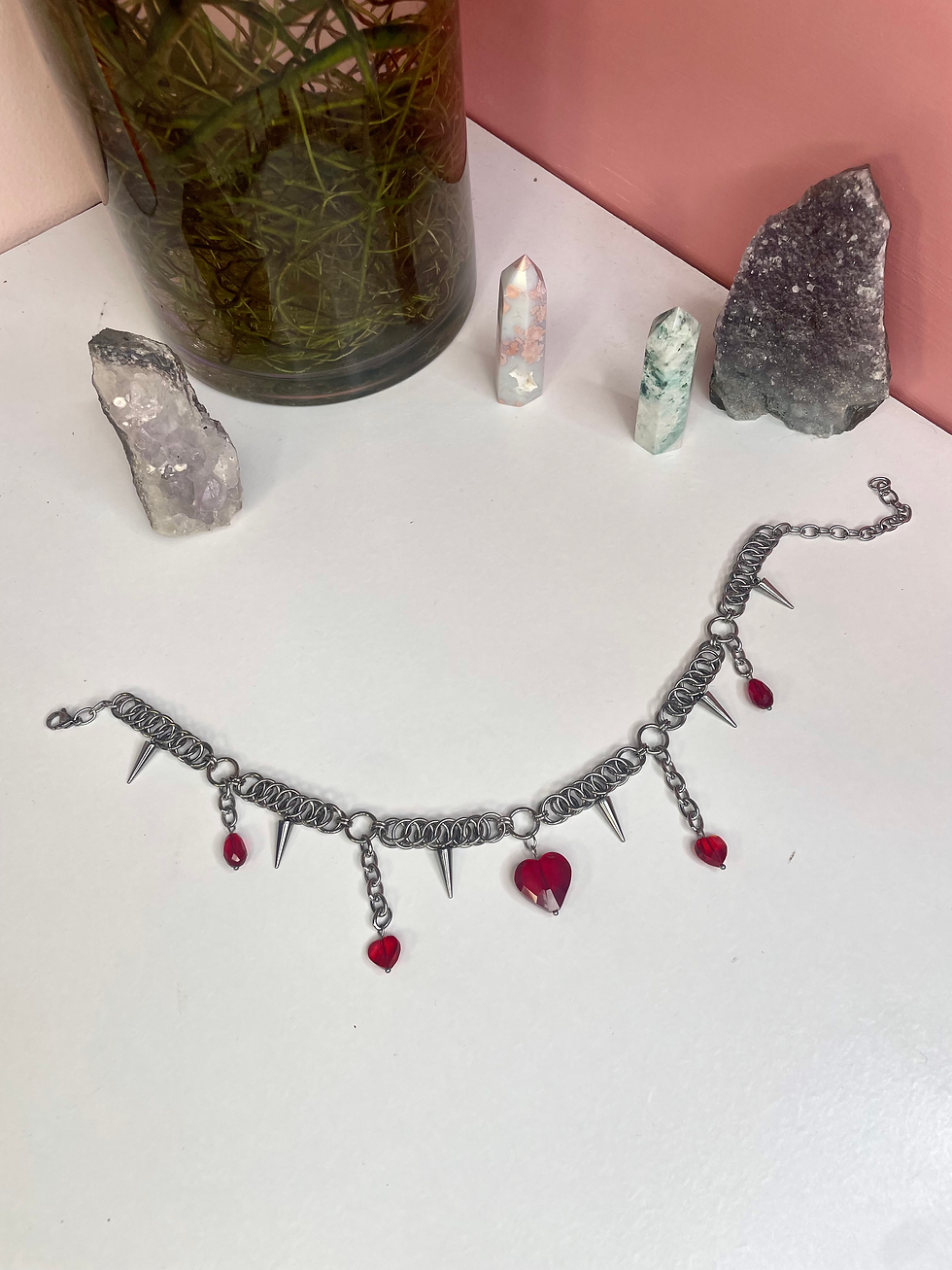 Thumbnail: Hearts and chains necklace 