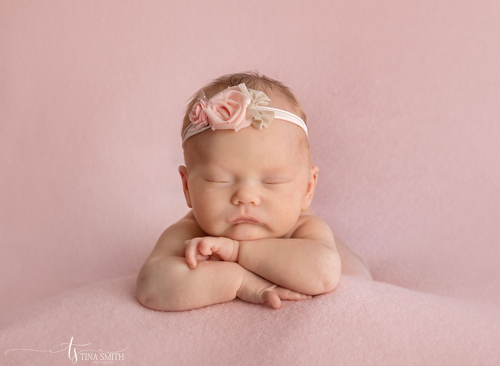 niceville newborn photographer pink girl