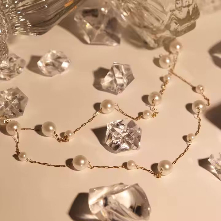 Thumbnail: Pearls Dot Chain Necklace