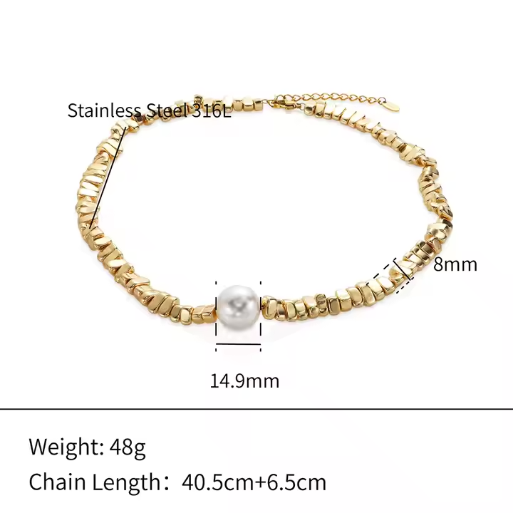 Thumbnail: Fifth Avenue Bold Chain Necklace