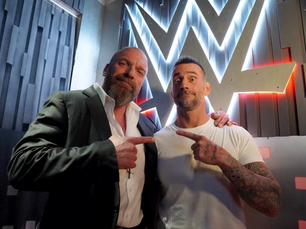 AEW'S SELF-INFLICTED WOUND | CM PUNK IS BACK IN THE WWE! 
