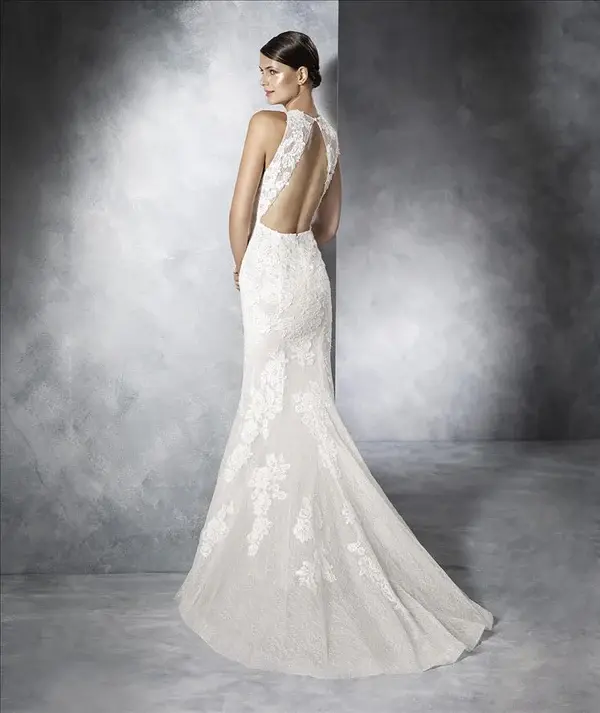 Thumbnail: 4222, White One Jensen Ivory size 8 Wedding Dress