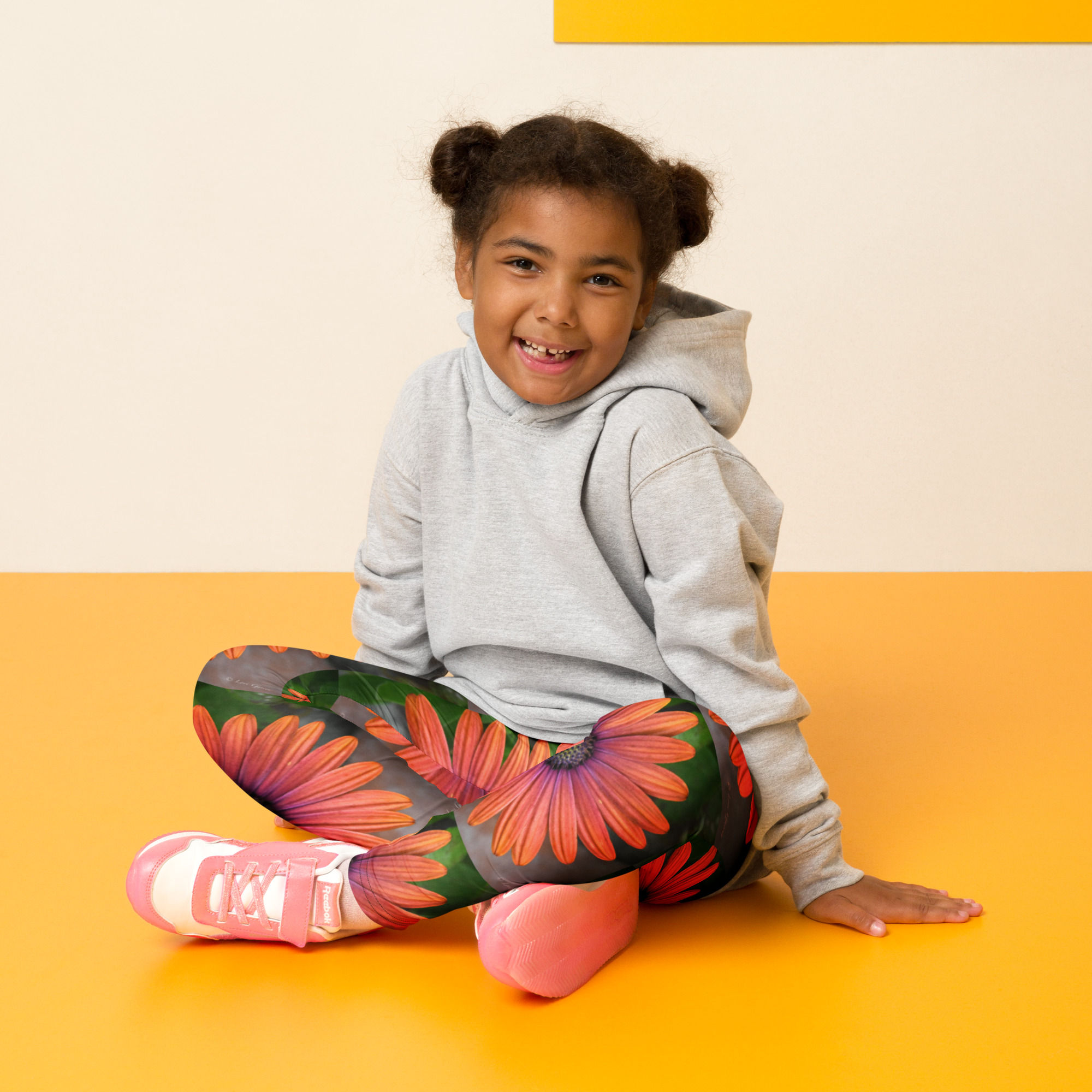 Kid's Leggings with orange flowers