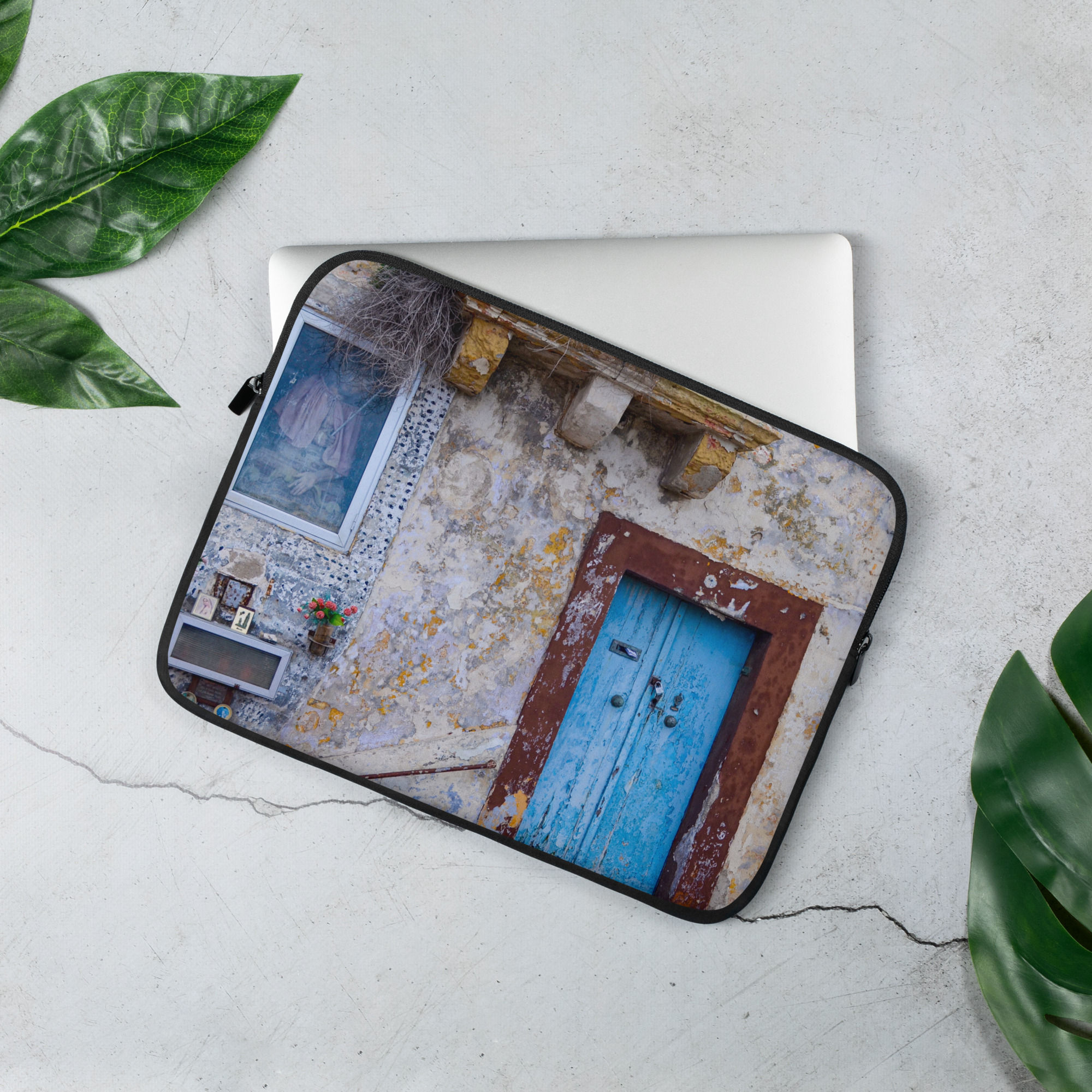 Laptop Sleeve A very old home in Malta