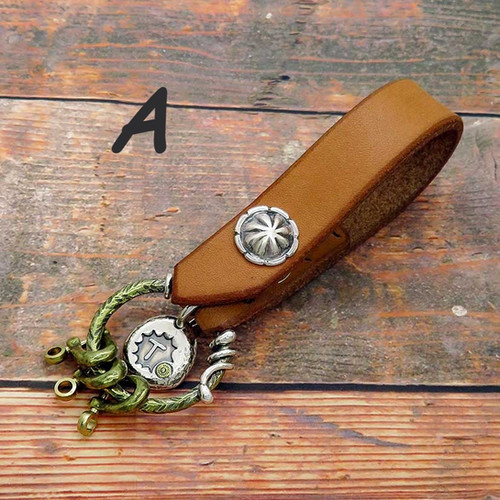 Initial Balloon Key Holder (Tan) | 工房あるじゃん