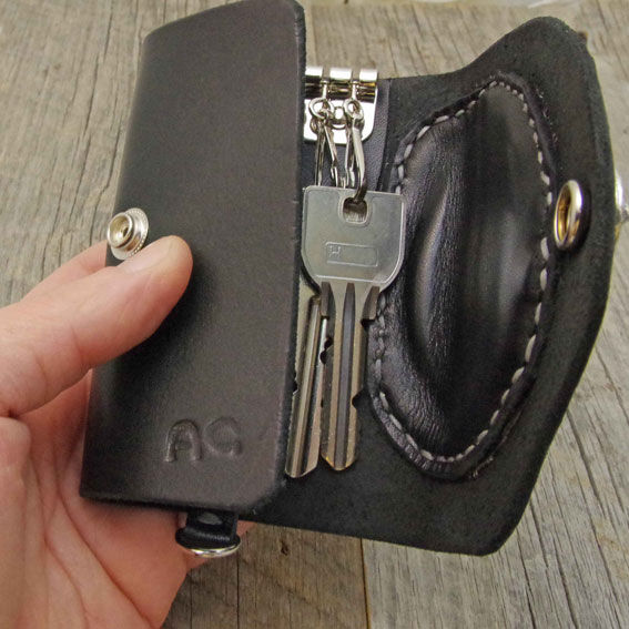 サムネイル： Deer Far Key Case