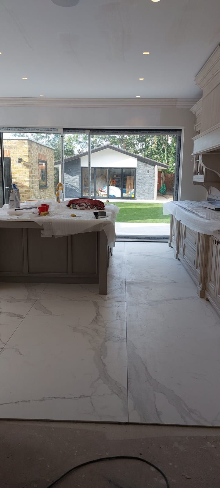 Exquisite Tiling Patterns for Stylish Spaces