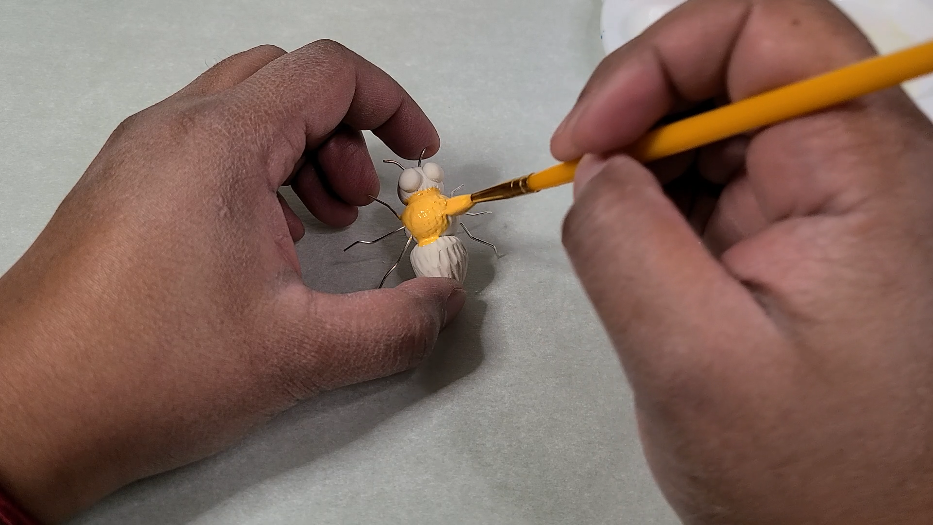 Painting Figure Yellow