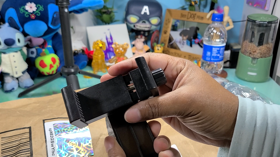 Phone Tripod Mount (1)