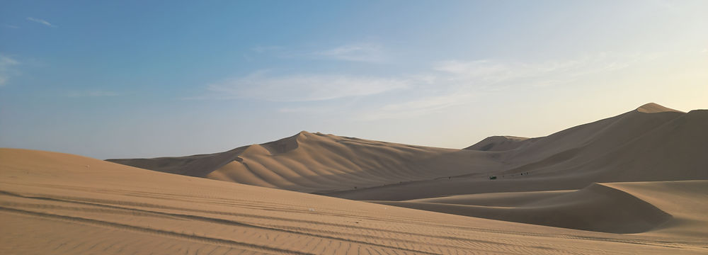 Buggy ride in Huacachina Oasis