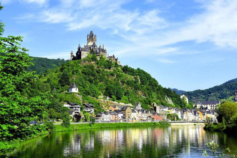 river cruise