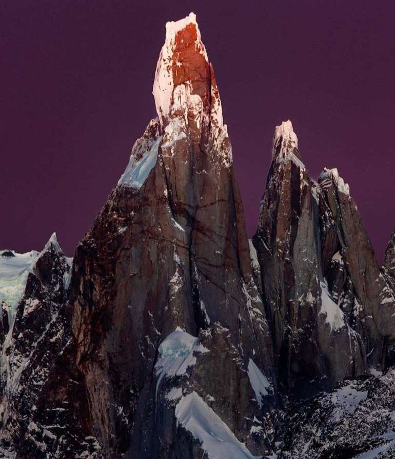 Cerro Torre, Argentina-Chile Border
