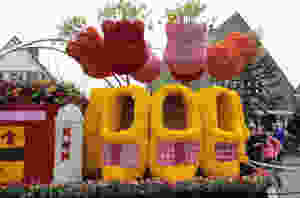 Flower Parade, Holland