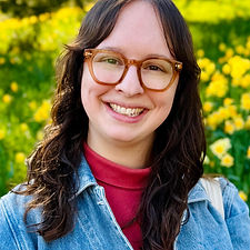 Danielle Roth Yoga Headshot .jpg