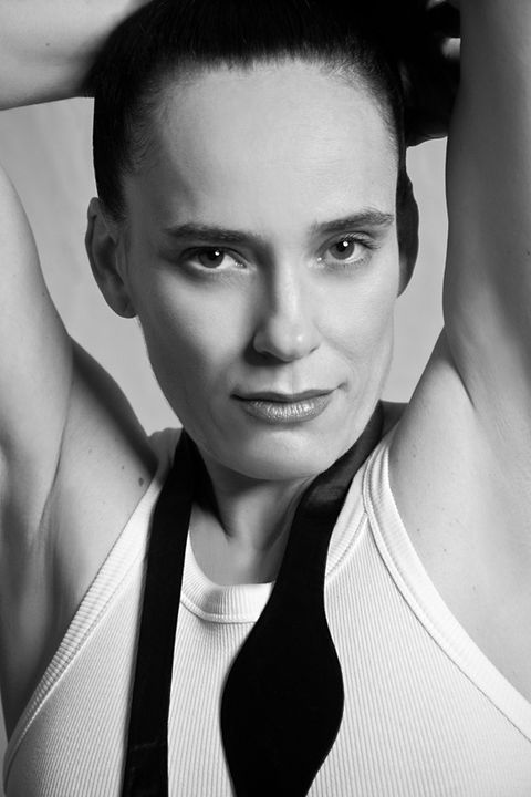 Nedim Nazerali photographs portraits of International Actress Sonja Tenner in his studio.