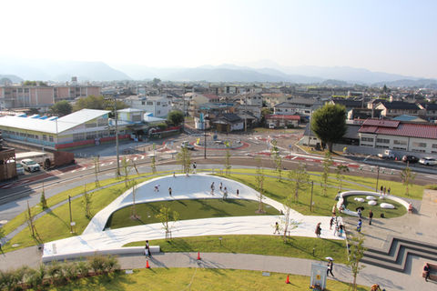 野沢多目的広場植栽管理