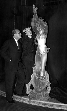 Dr Arthur Fleischmann and his wife at the unveiling of his statue The Queen of the Seas