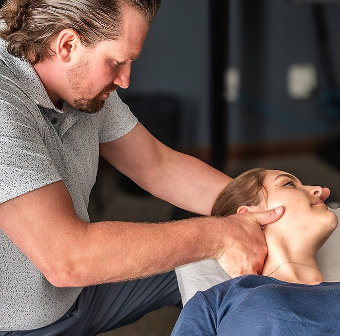 McKenzie_chiro-4613.jpg
