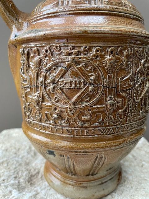 Thumbnail: Zeldzame sierkruik Raeren 1584