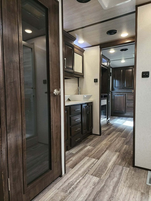 Thumbnail: 2022 Dutchmen Yukon 421 FL