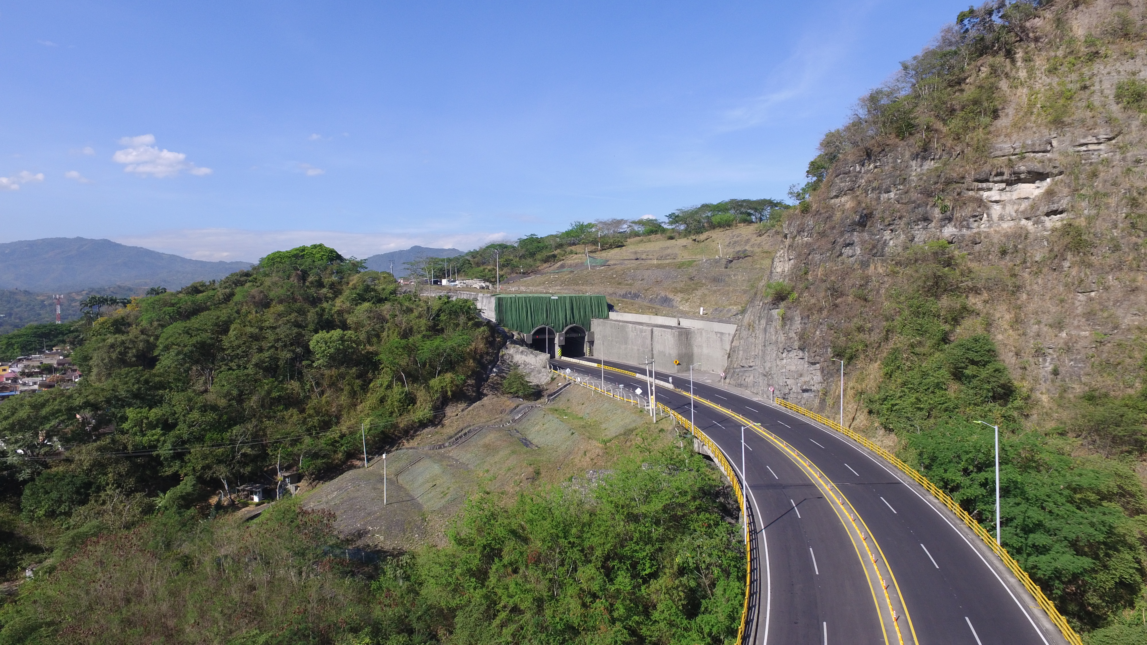 Tunel El Cune