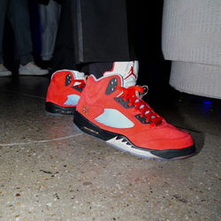 Sneaker Ball