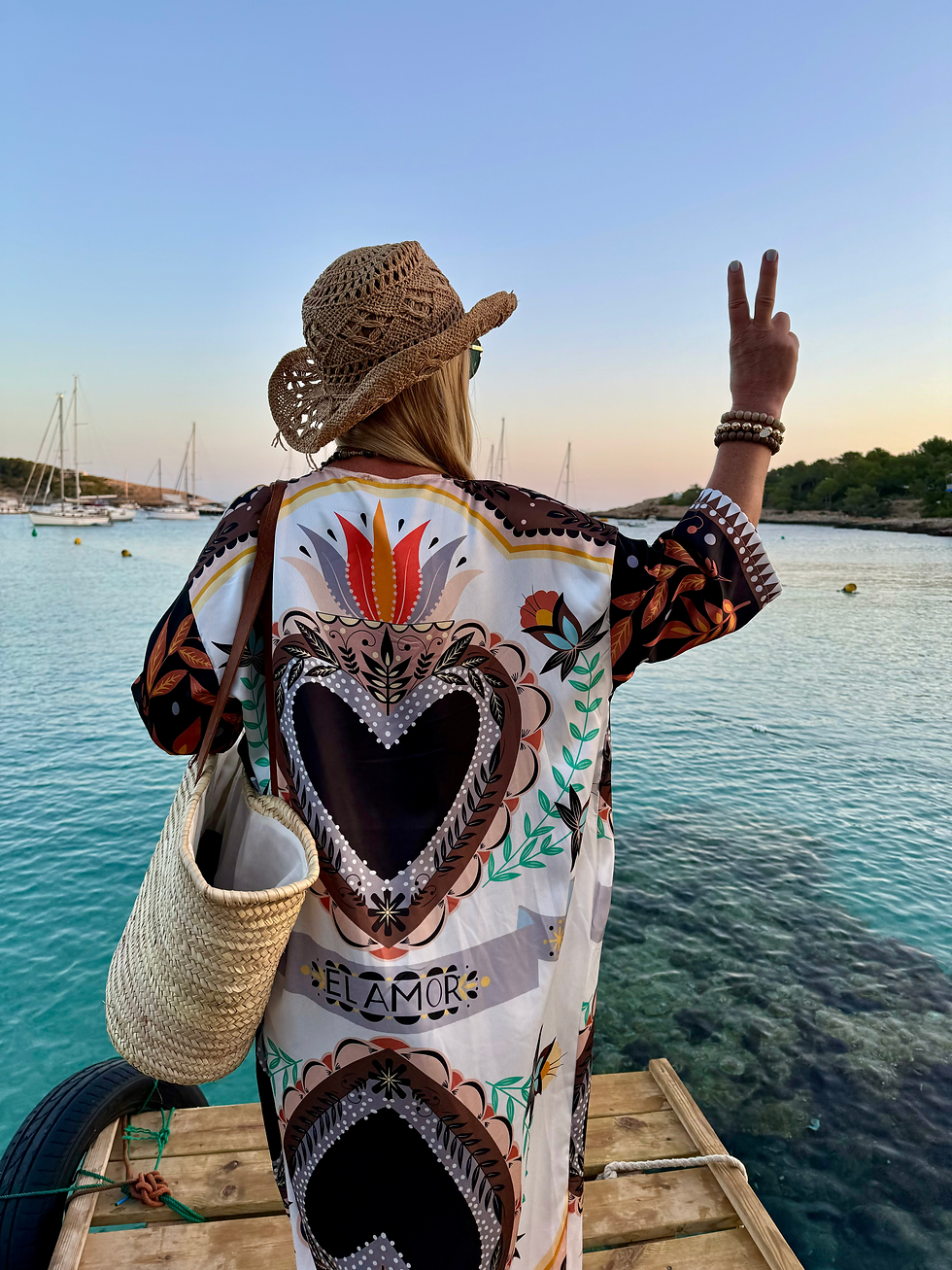 Thumbnail: Ibiza Maxi Kimono „El Amor“