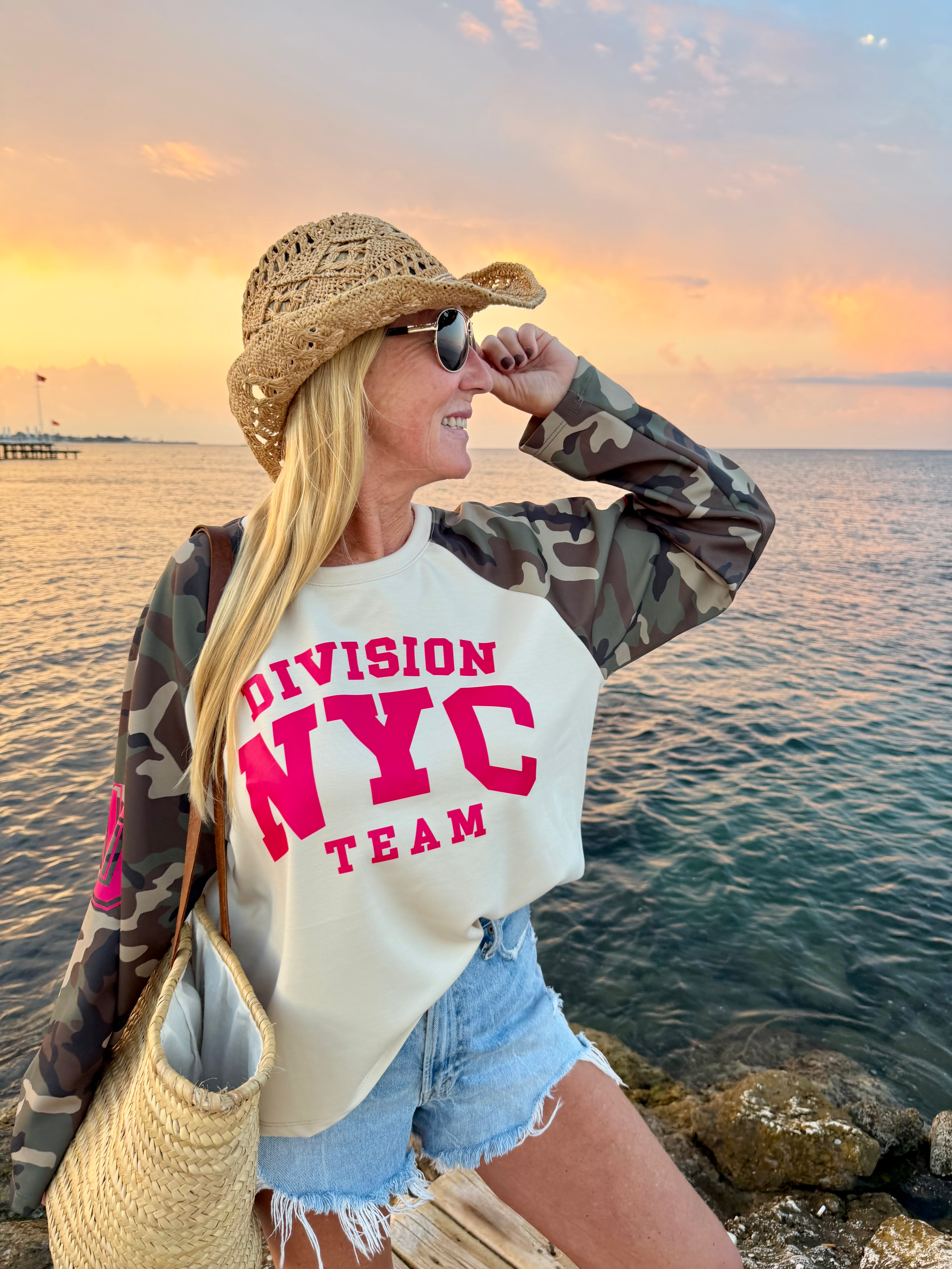 Buttery Soft Camouflage Sweater „NYC“