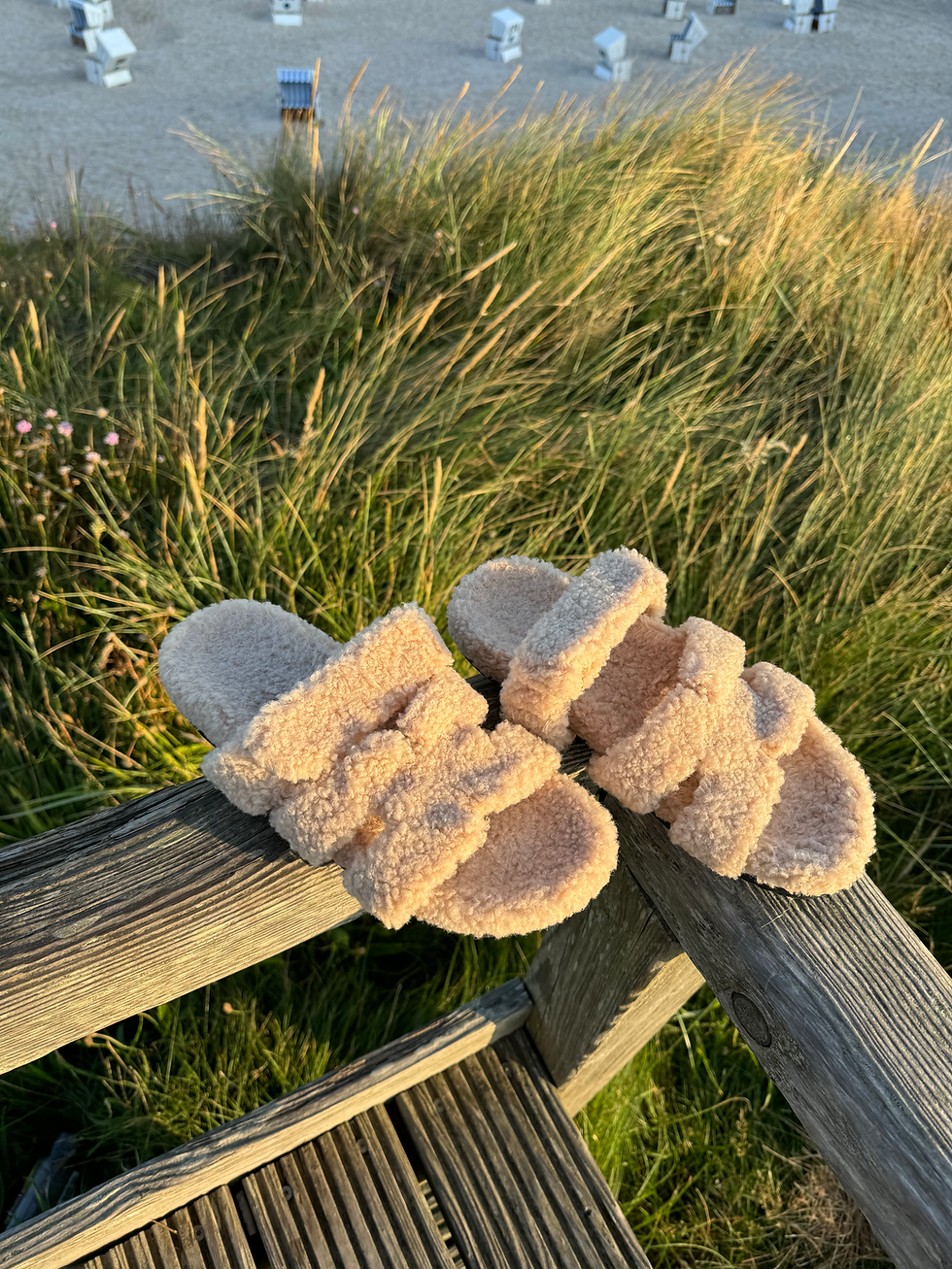 Miniaturbild: Sherpa Teddyfell Sandalen in H-Form 