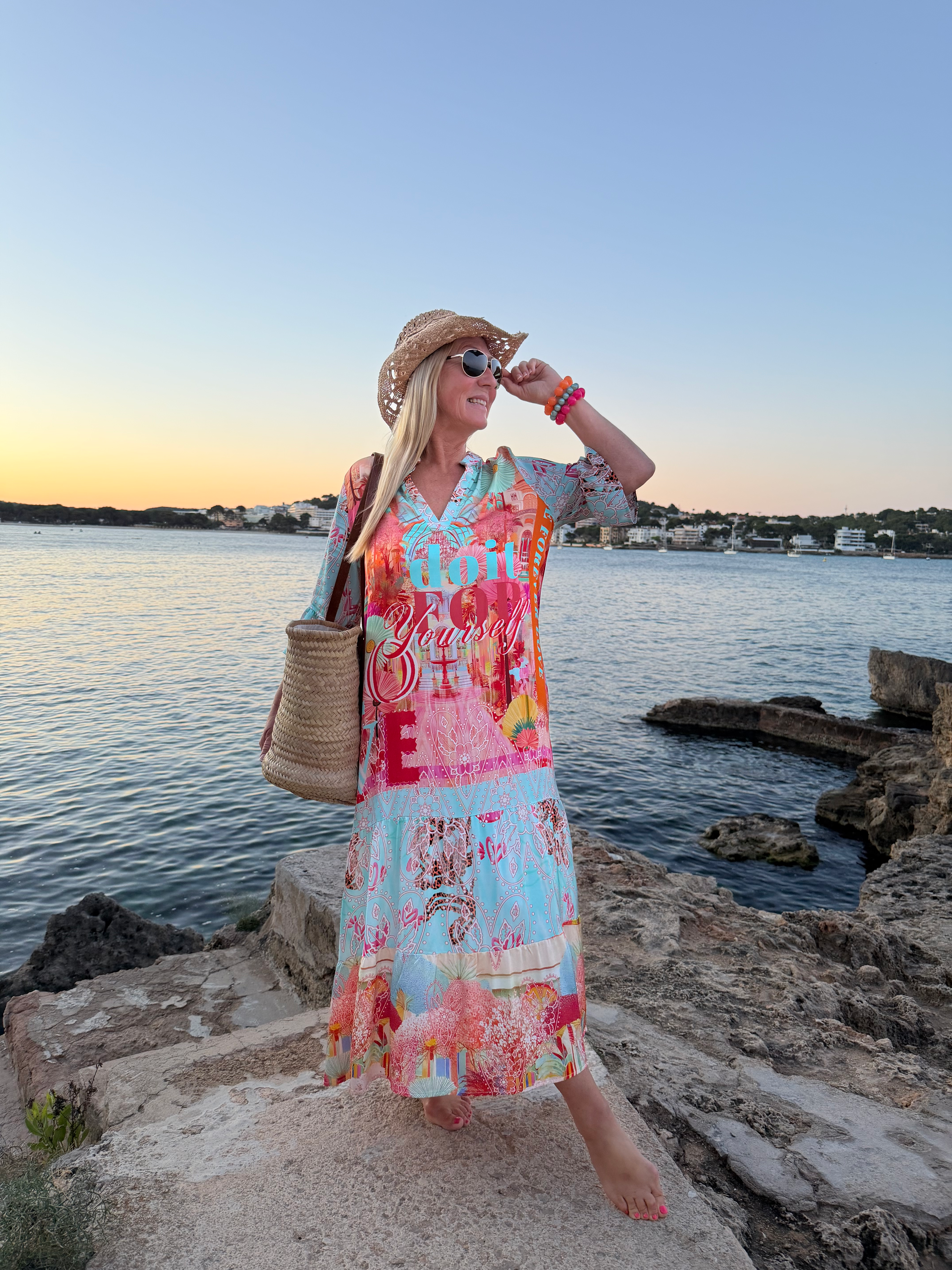Exklusives Ibiza Maxi Kleid „Do it for yourself“ von Miss Goodlife