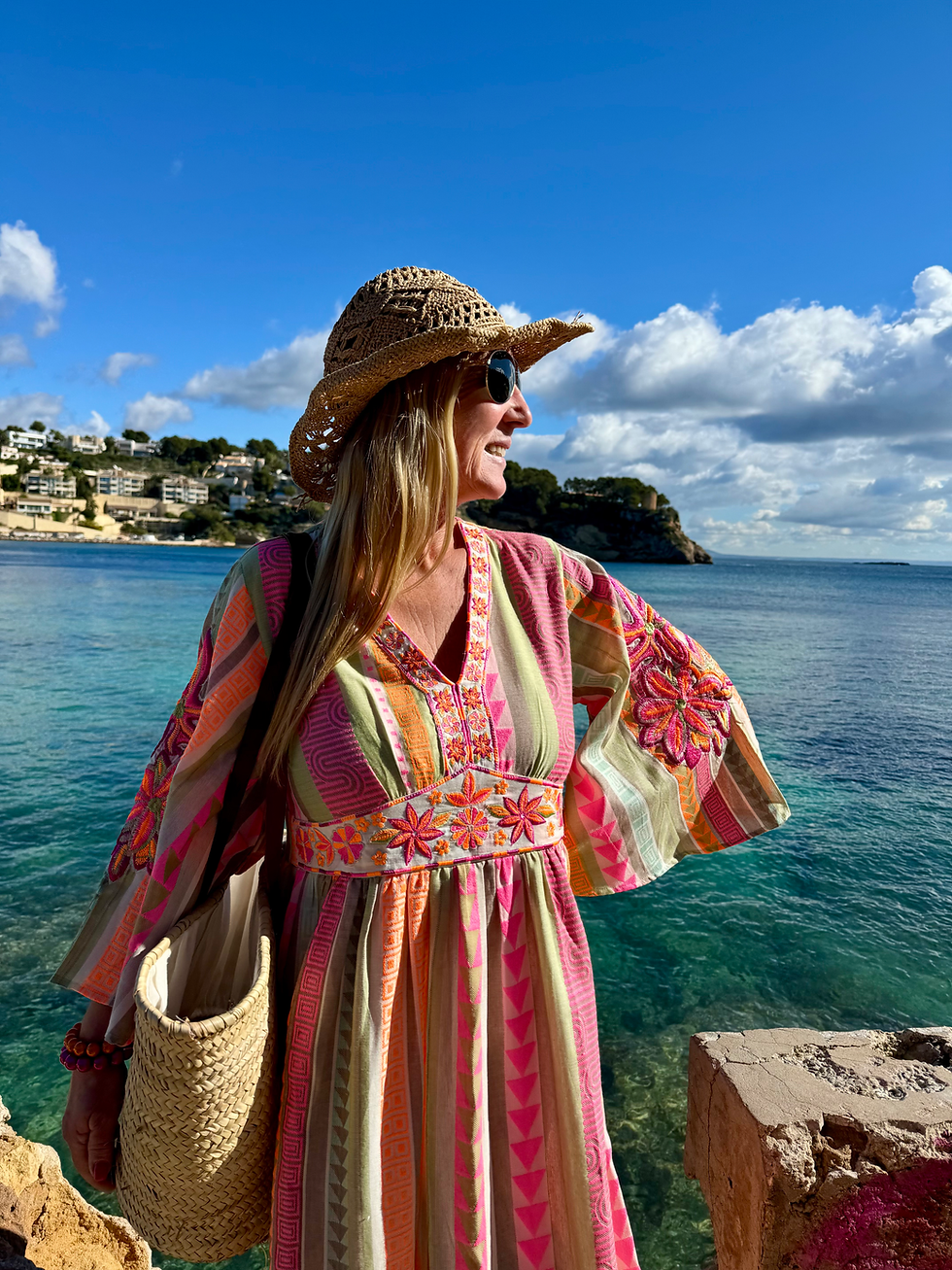 Miniaturbild: Exklusives Ibiza Maxi Kleid mit Stickerei & Blumen Applikationen