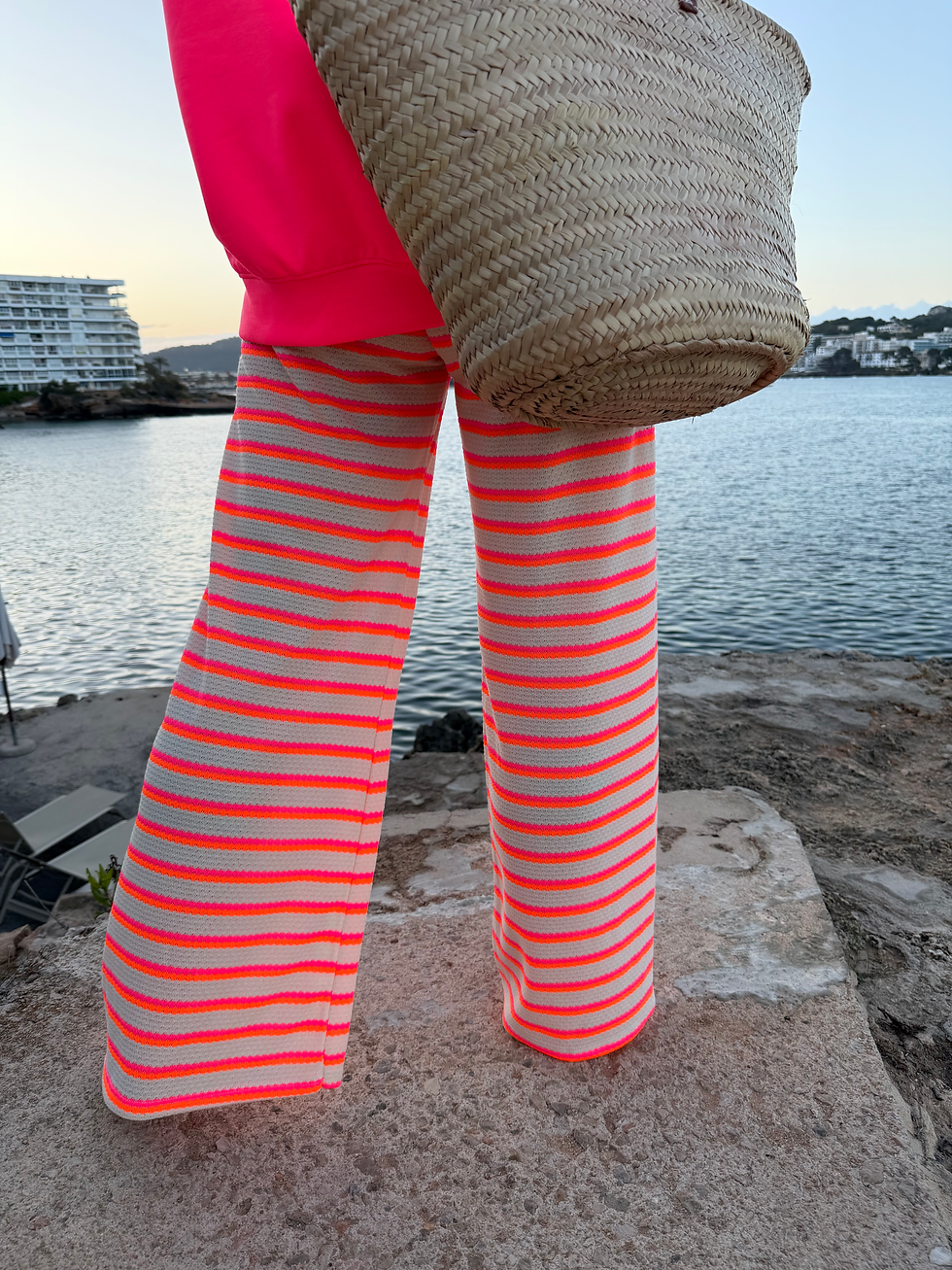 Miniaturbild: Crochet Sommer Hose „Neon Stripes“
