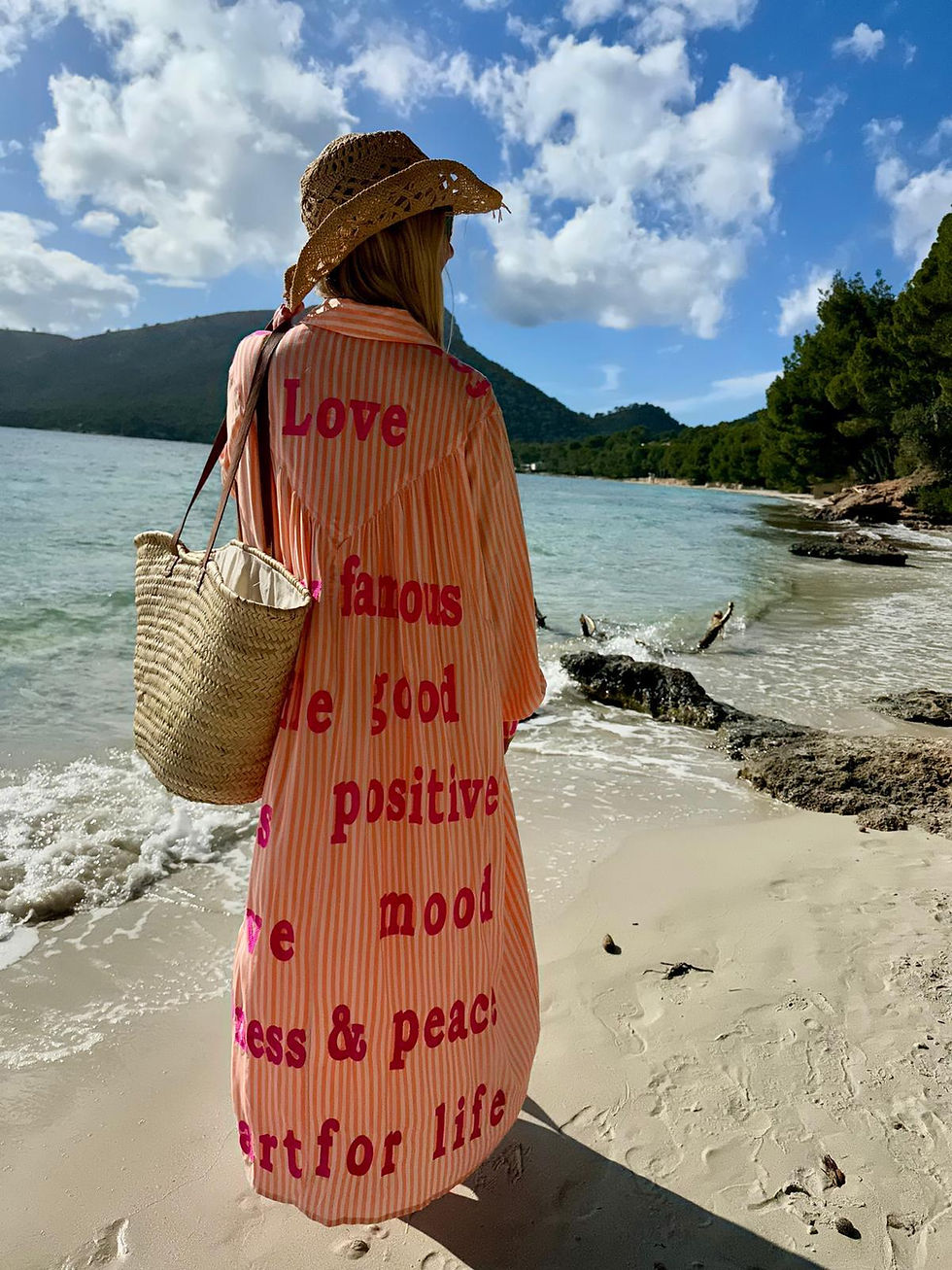 Miniaturbild: Ultra Oversize Ibiza Kleid „Love“ von Bianca (bis Gr.56)