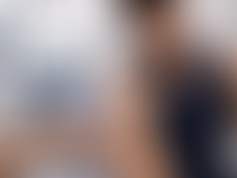 Dolor de espalda persistente en paciente que no mejora con medicamentos, evaluado en fisioterapia para tratar la causa y recuperar la movilidad.