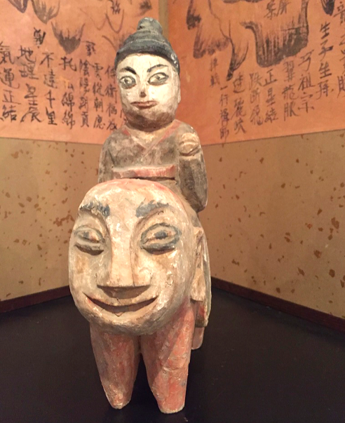 李朝の置物、憎めない感じ。インテリアコーディネーターのブログ。