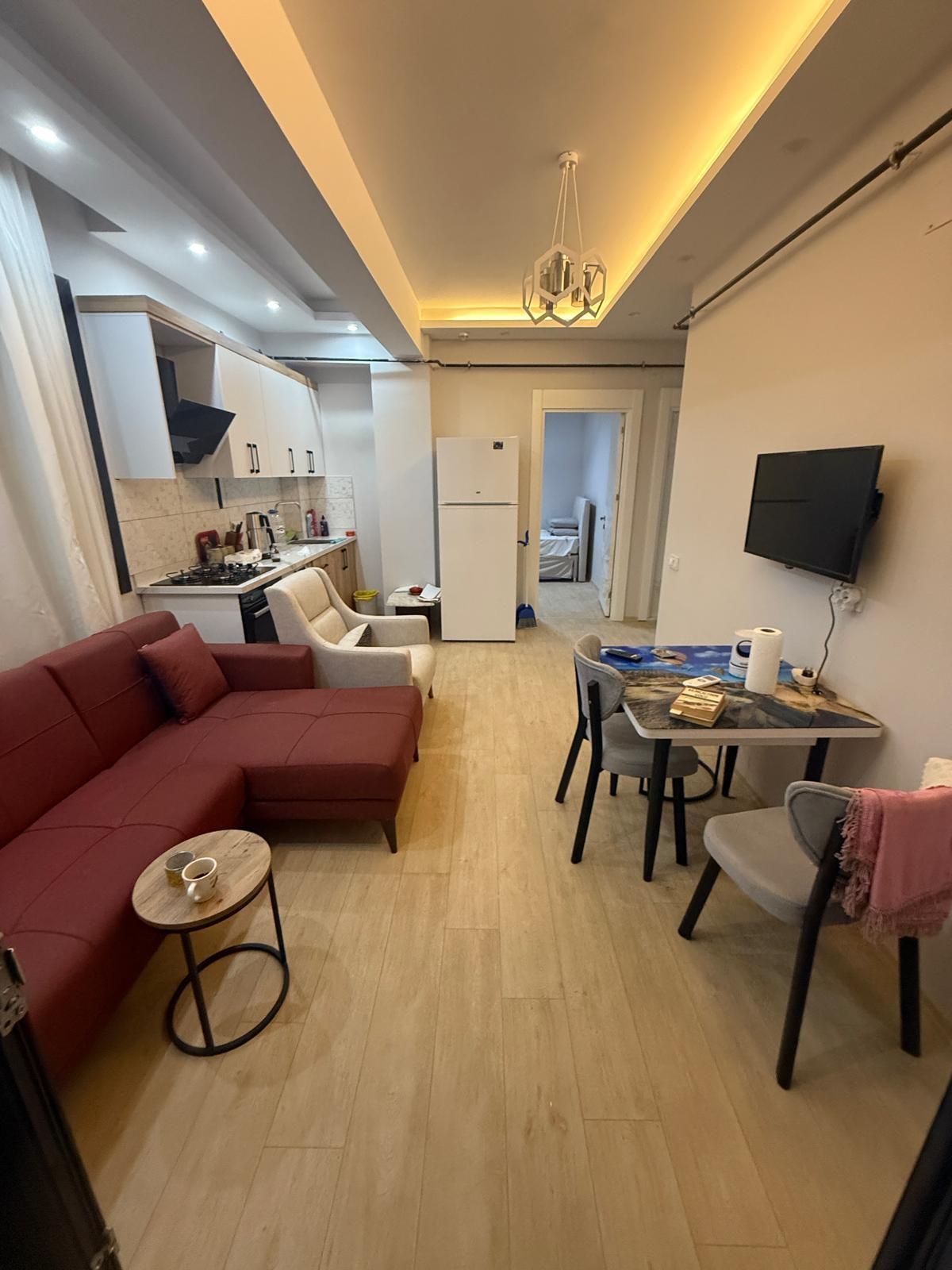 KİRALIK EŞYALI 1+1 SIFIR DAİRE MEZİTLİ MEDİKAL HASTANESİ CİVARI