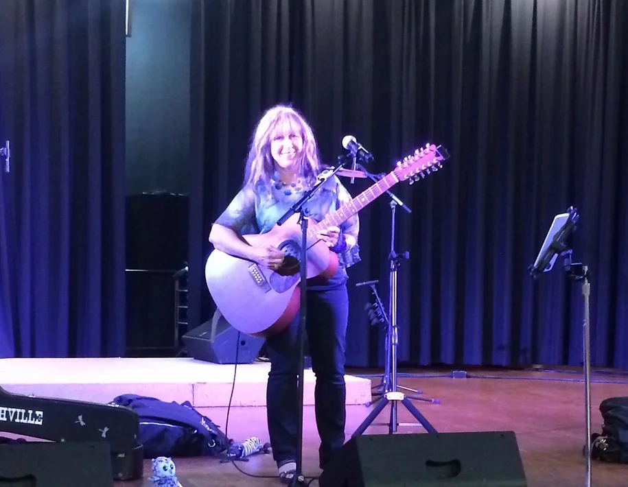 Live Music: Denise Baldwin