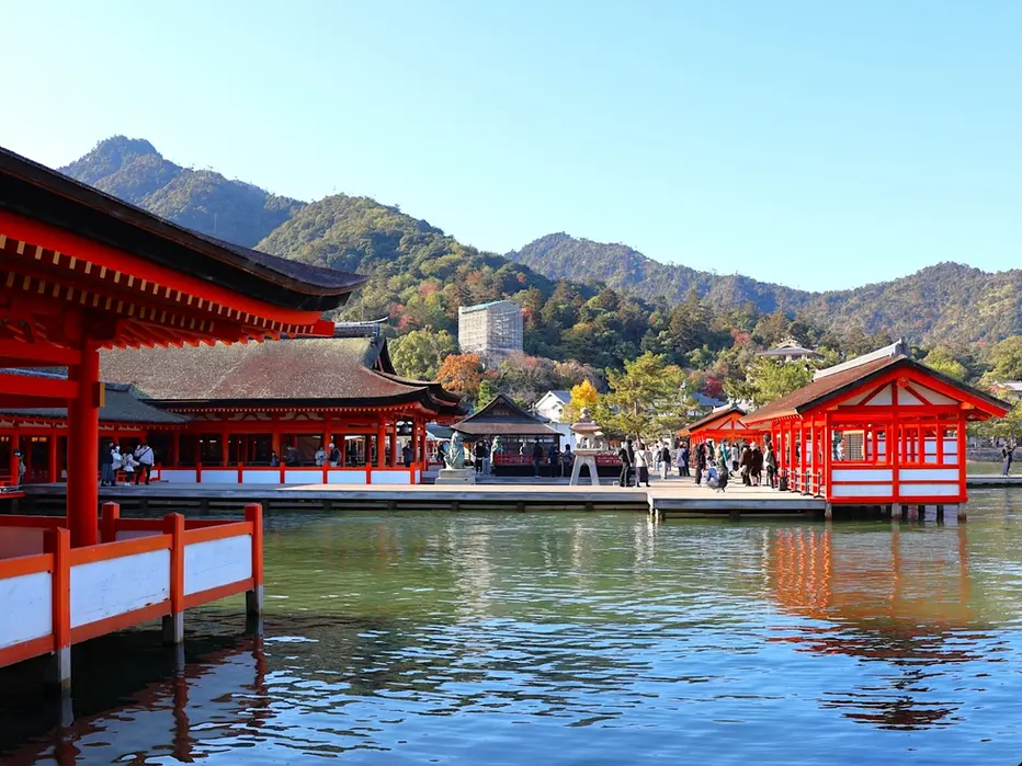 Miyajima autumn foliage torii