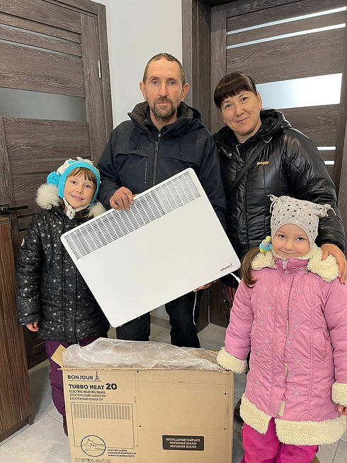 Olga-Oleg-Sasha & Masha with Heater.JPG