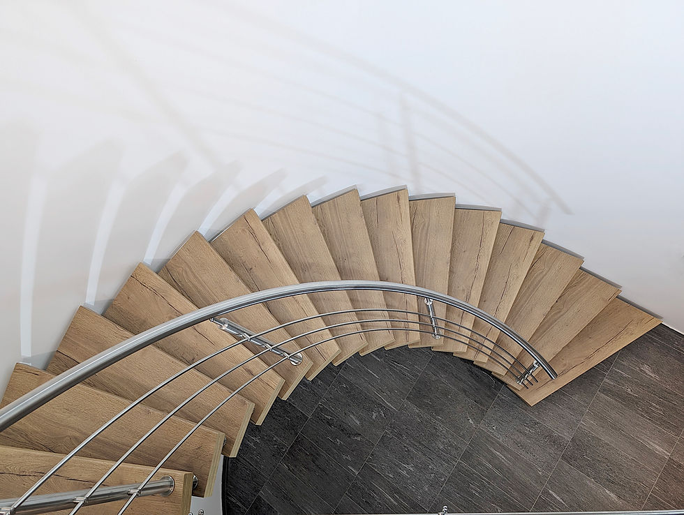 Spindeltreppe-Holz