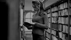 Young%20Student%20in%20Library_edited.jp