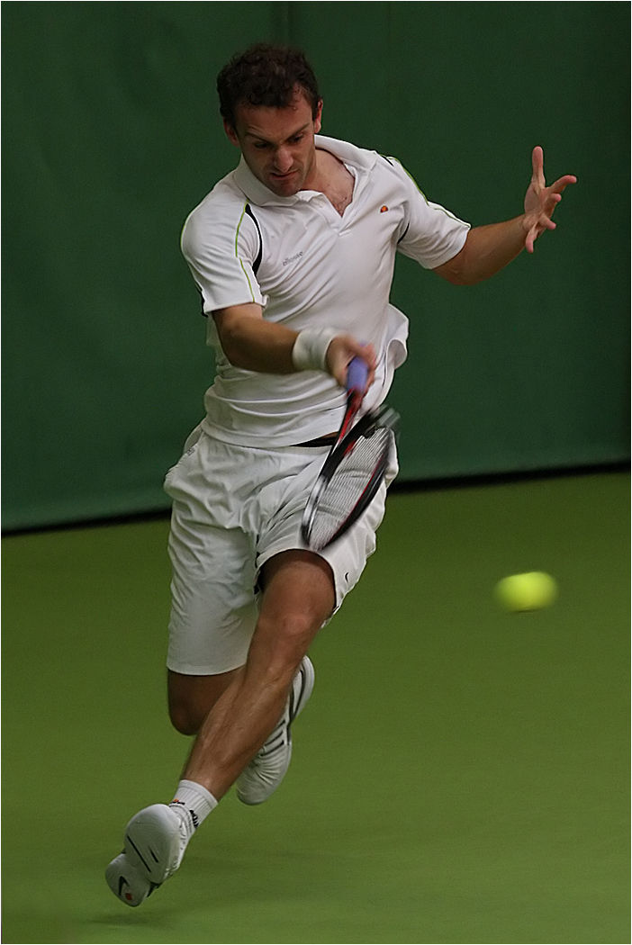 Conor Niland Forehand